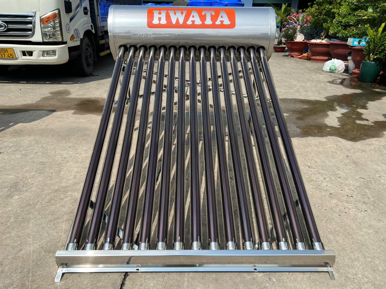 Máy Hwata HW304-150L 15 ống F58 Mặt trước Máy Nước Nóng Năng Lượng Mặt Trời Hwata 150L 15 ống