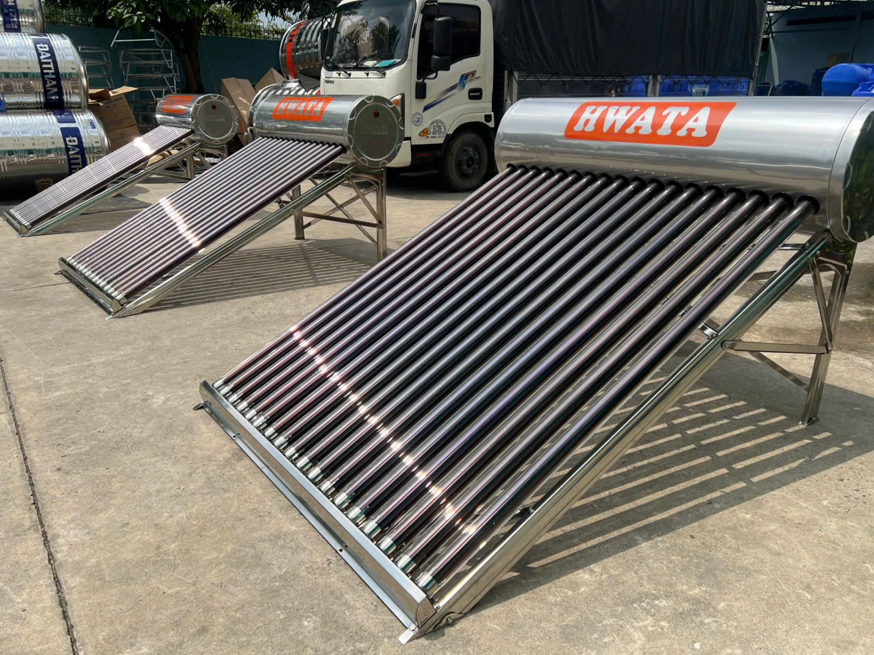 Hệ thống nước nóng năng lượng mặt trời công nghiệp Hwata