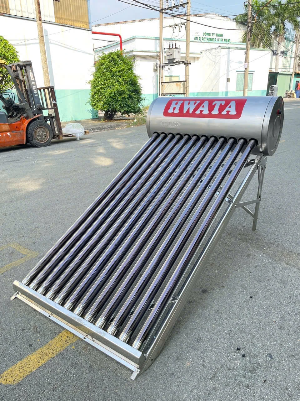 Cách chọn dung tích máy năng lượng mặt trời cho gia đình