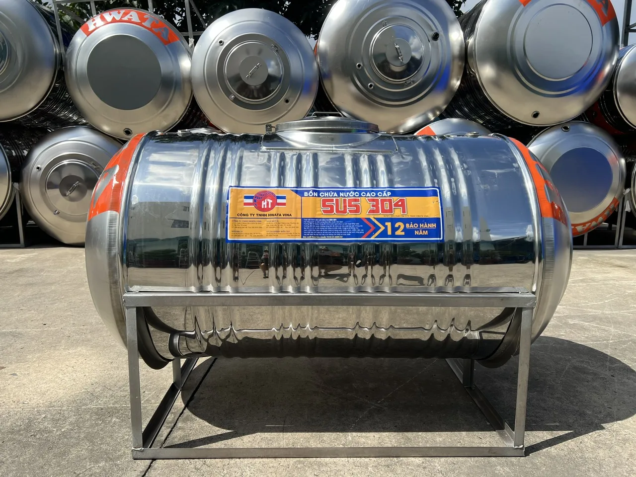 Bồn Nước Inox Hwata 300L Ngang H300N Bồn nước inox Hwata 300L ngang H300N thực tế